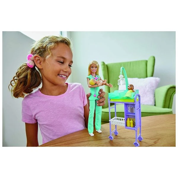 MATTEL GKH23 - Barbie - Kinderärztin Puppe Blond Spielset – Bild 3